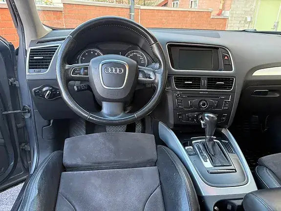 Audi Q5 2009 photo 5