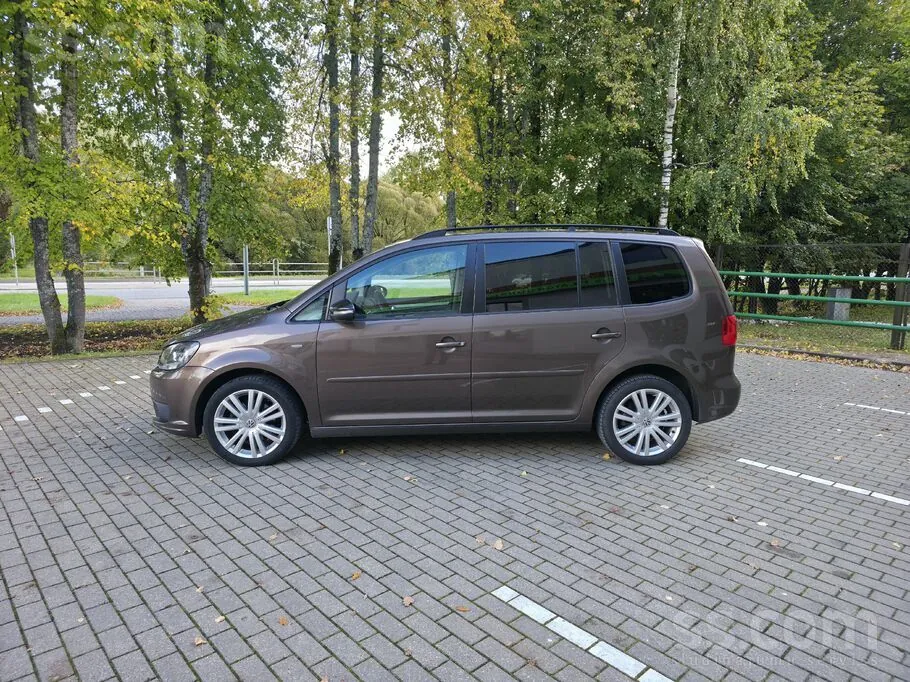 Volkswagen Touran 2013 photo 5