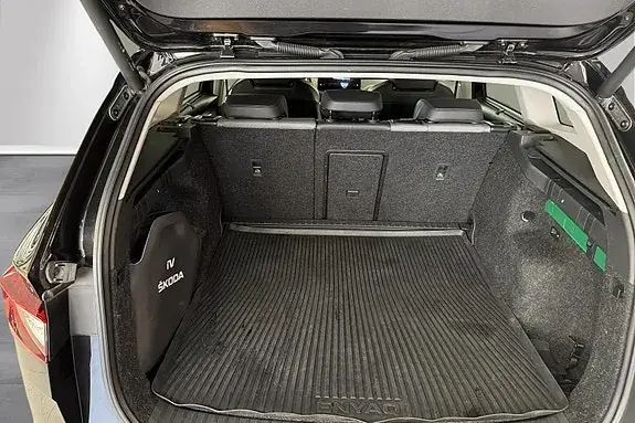 Skoda Enyaq 2022 photo 5
