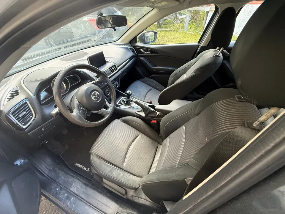 Mazda 3 2014 photo 4