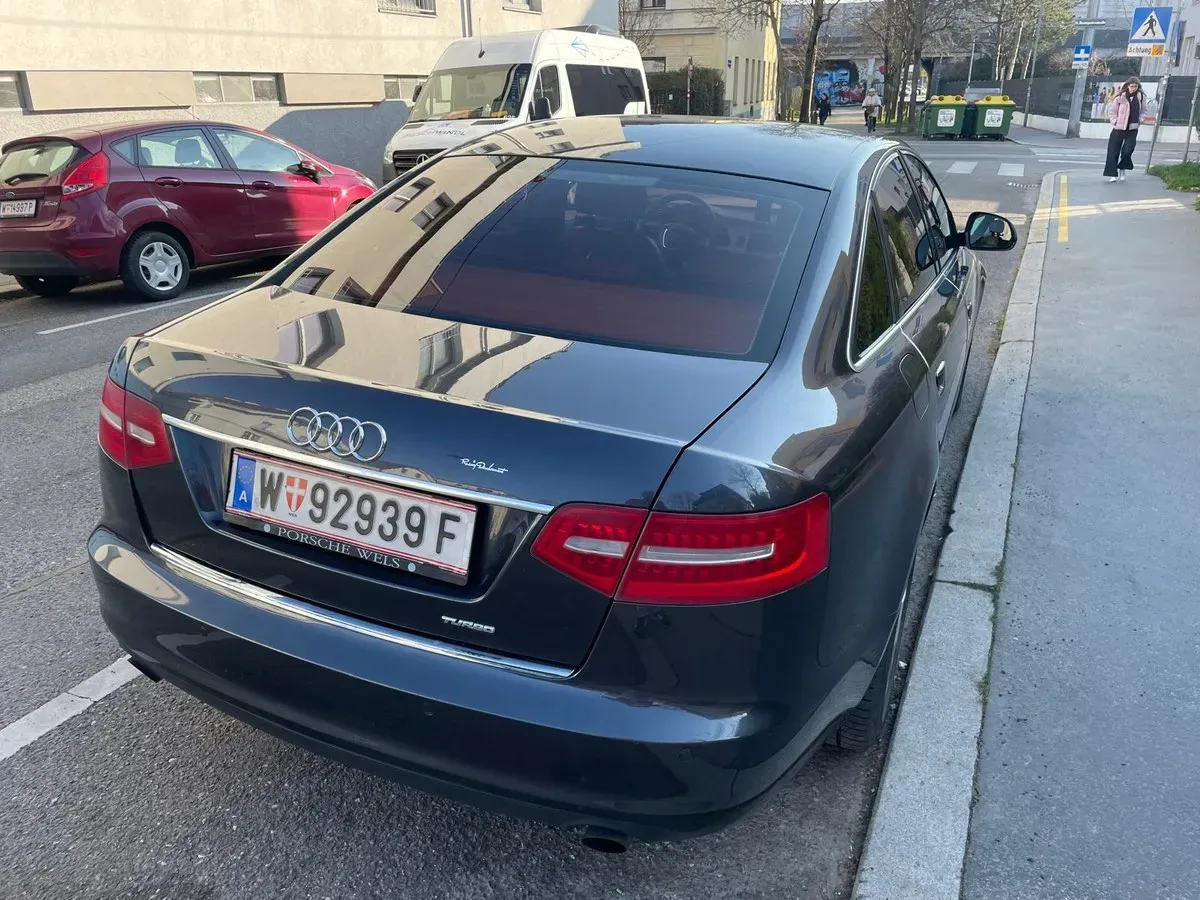 Audi A6 2009 photo 2