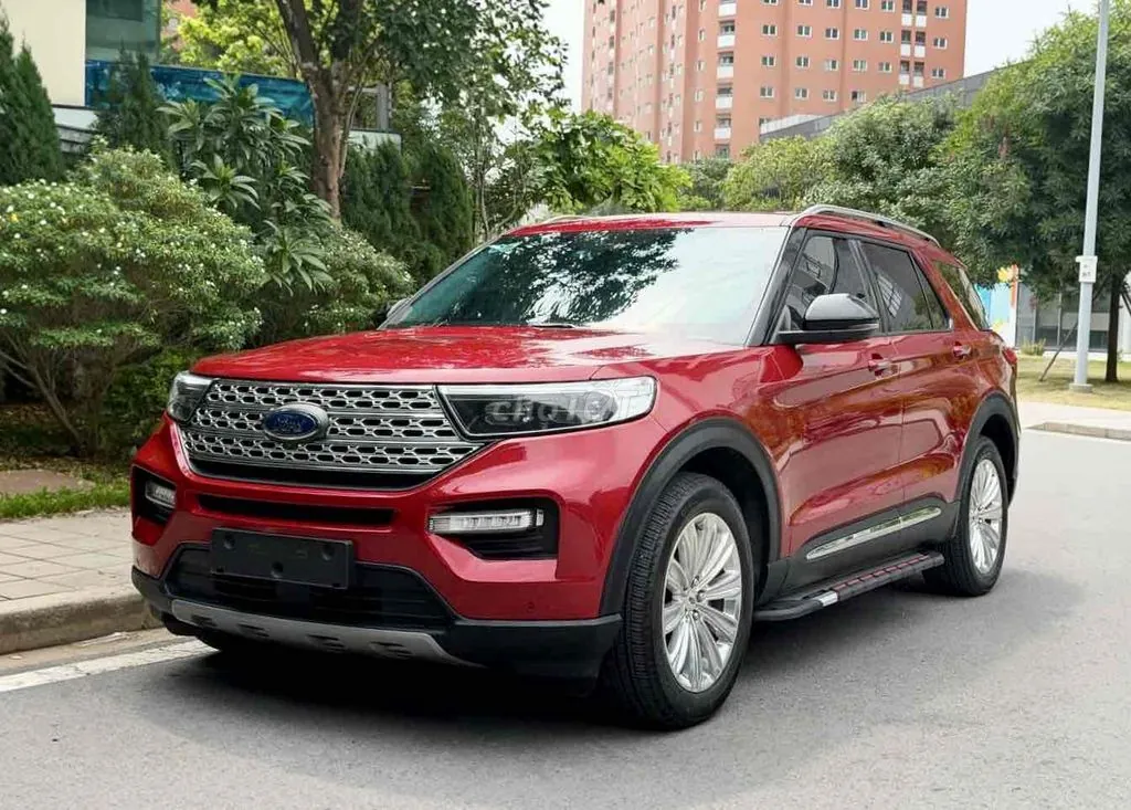 Ford Explorer 2023 photo 3