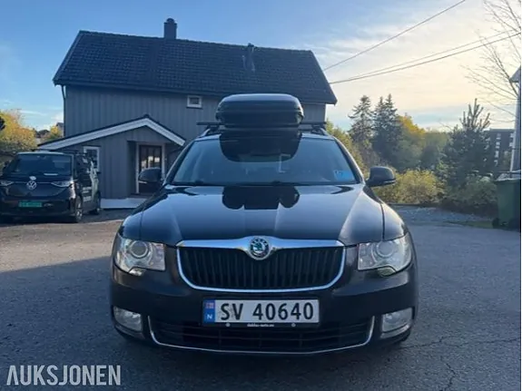Skoda Superb 2013 photo 3