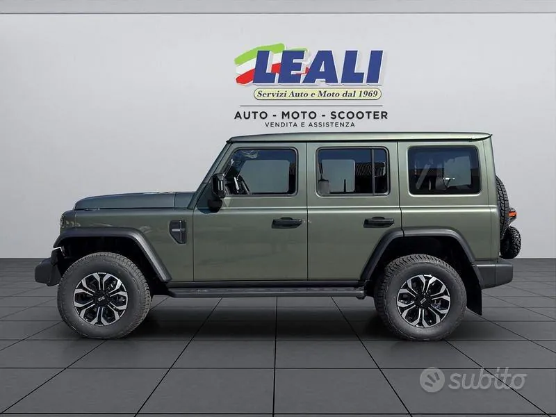 Hyundai Emc 212 2026 photo 3