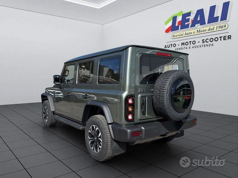 Hyundai Emc 212 2026 photo 4