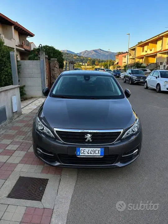 Peugeot 308