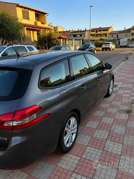 Peugeot 308 2021 photo 4