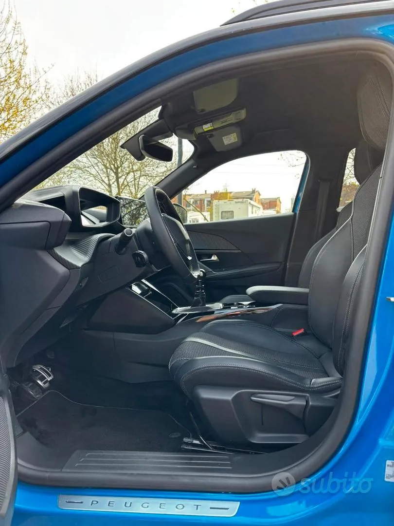 Peugeot 2008 2021 photo 5