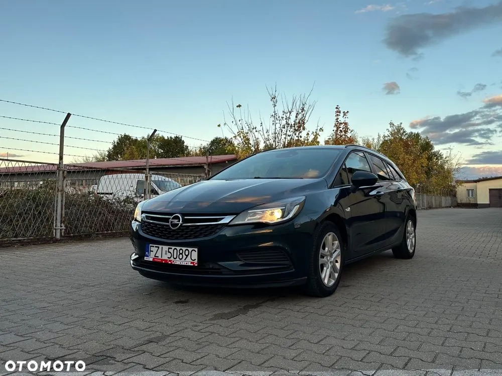 Opel Astra 2016 photo 4