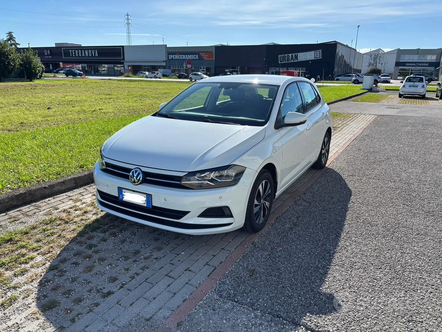 Volkswagen Polo 2019 photo 2