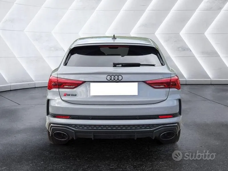 Audi Q3 2022 photo 3