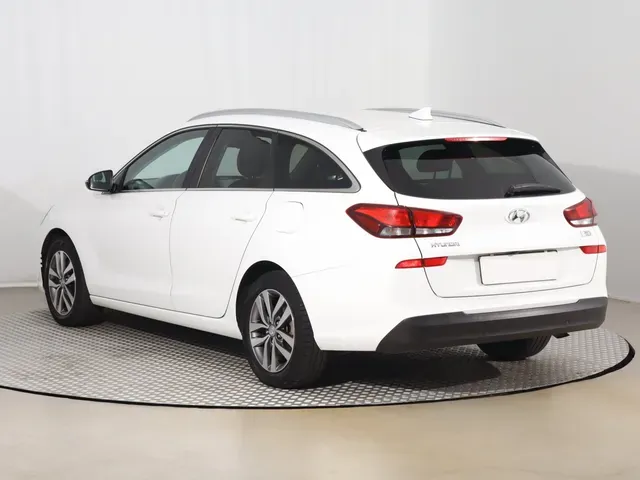 Hyundai I30 2020 photo 3