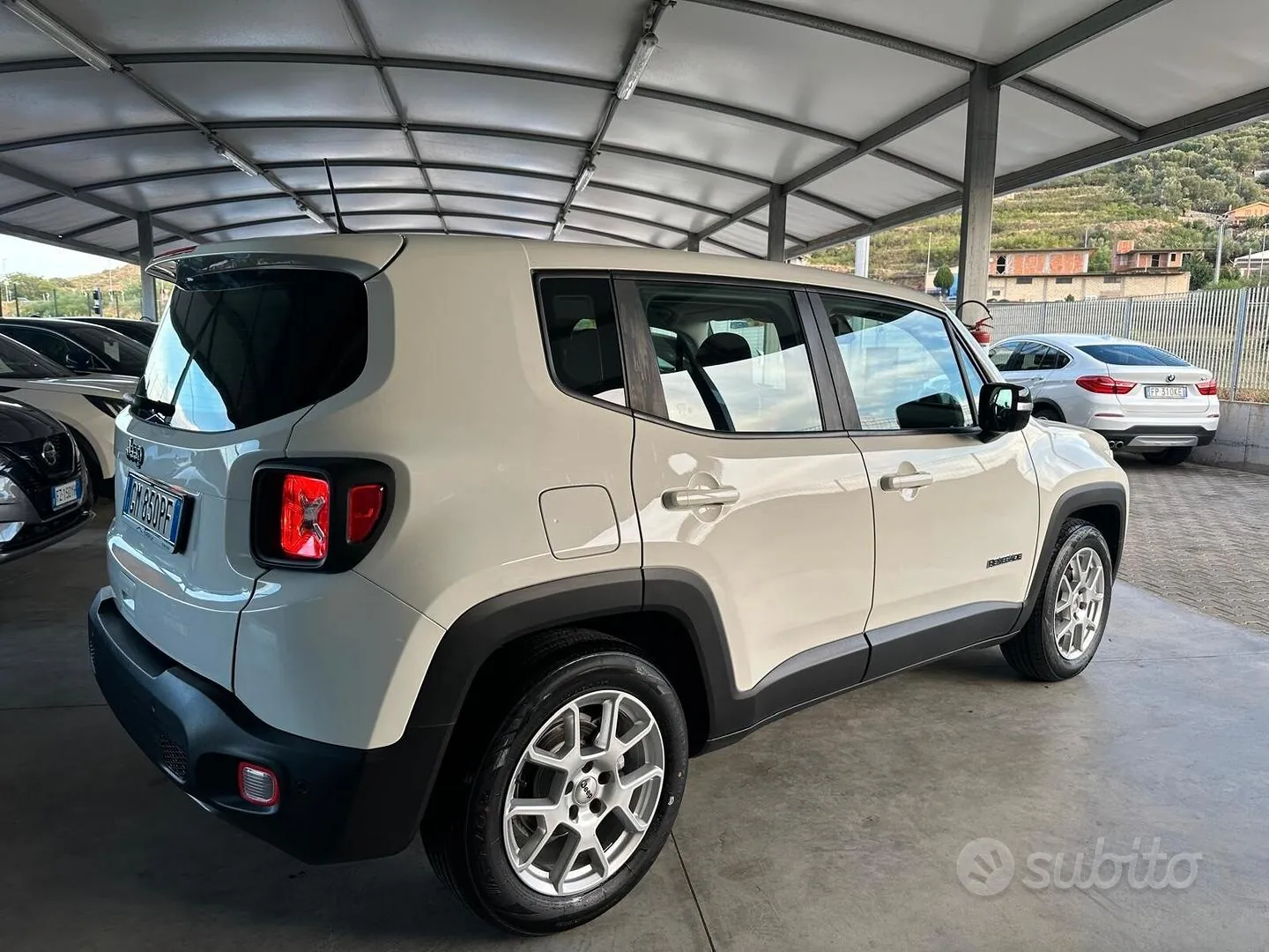 Jeep Renegade 2023 photo 4