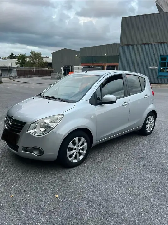 Opel Agila