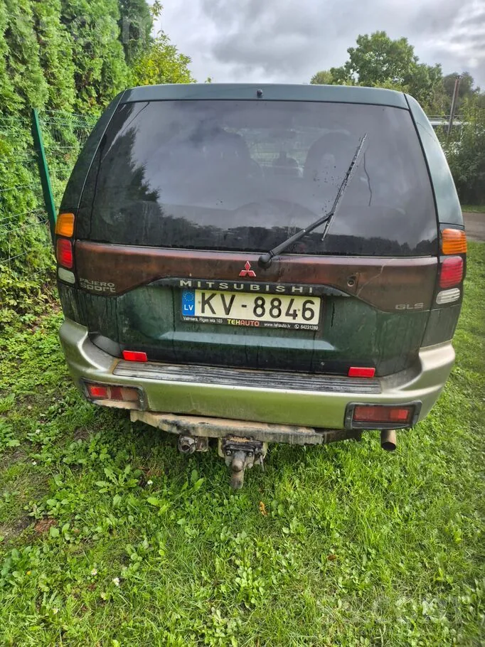 Mitsubishi Pajero 2003 photo 4