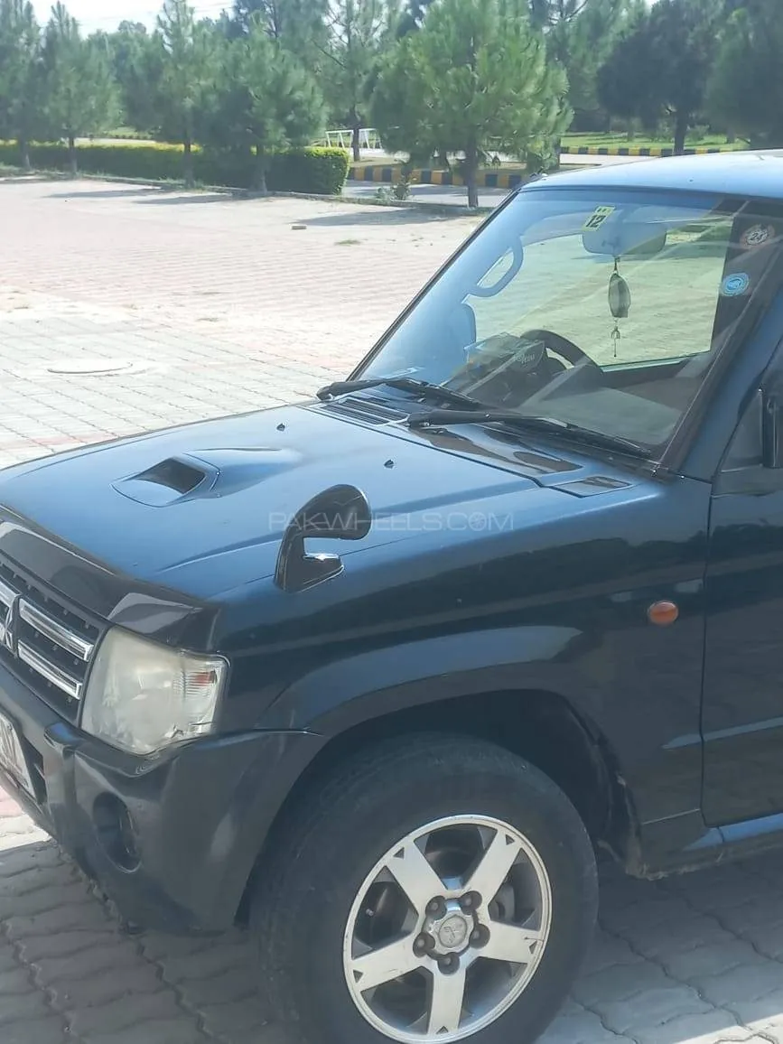 Mitsubishi Pajero Mini