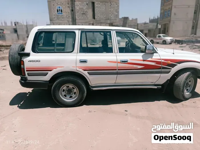 Toyota Land Cruiser