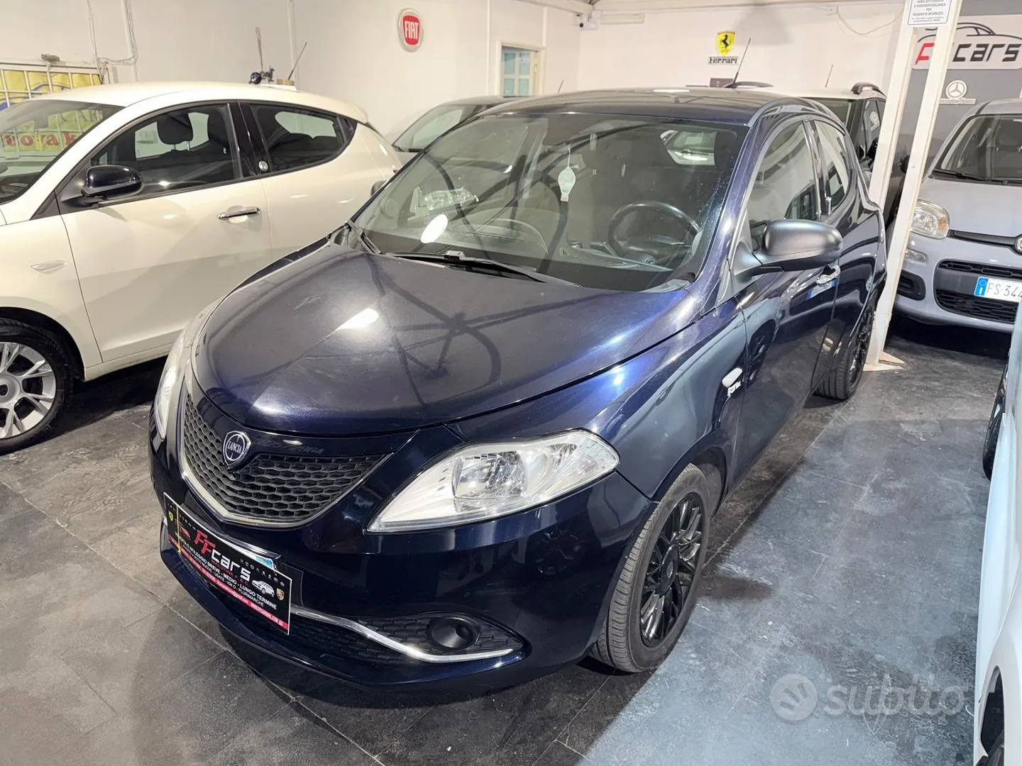 Lancia Ypsilon