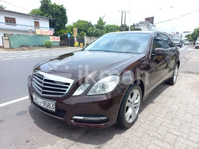 Mercedes-Benz E200 2010 photo 3