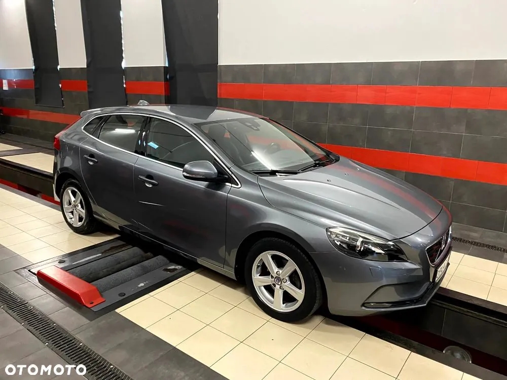 Volvo V40 2015 photo 5