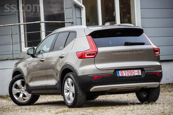 Volvo Xc40 2022 photo 4