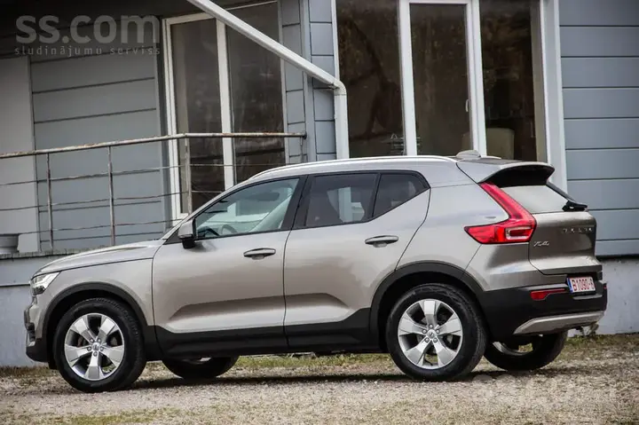 Volvo Xc40 2022 photo 3