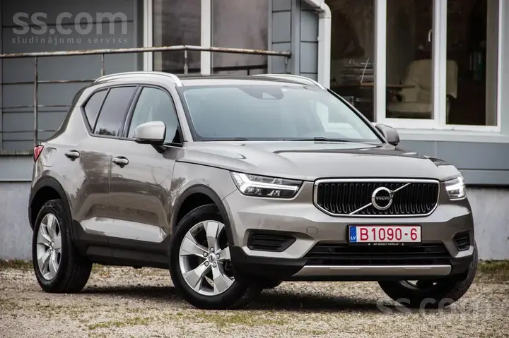 Volvo Xc40 2022 photo 2