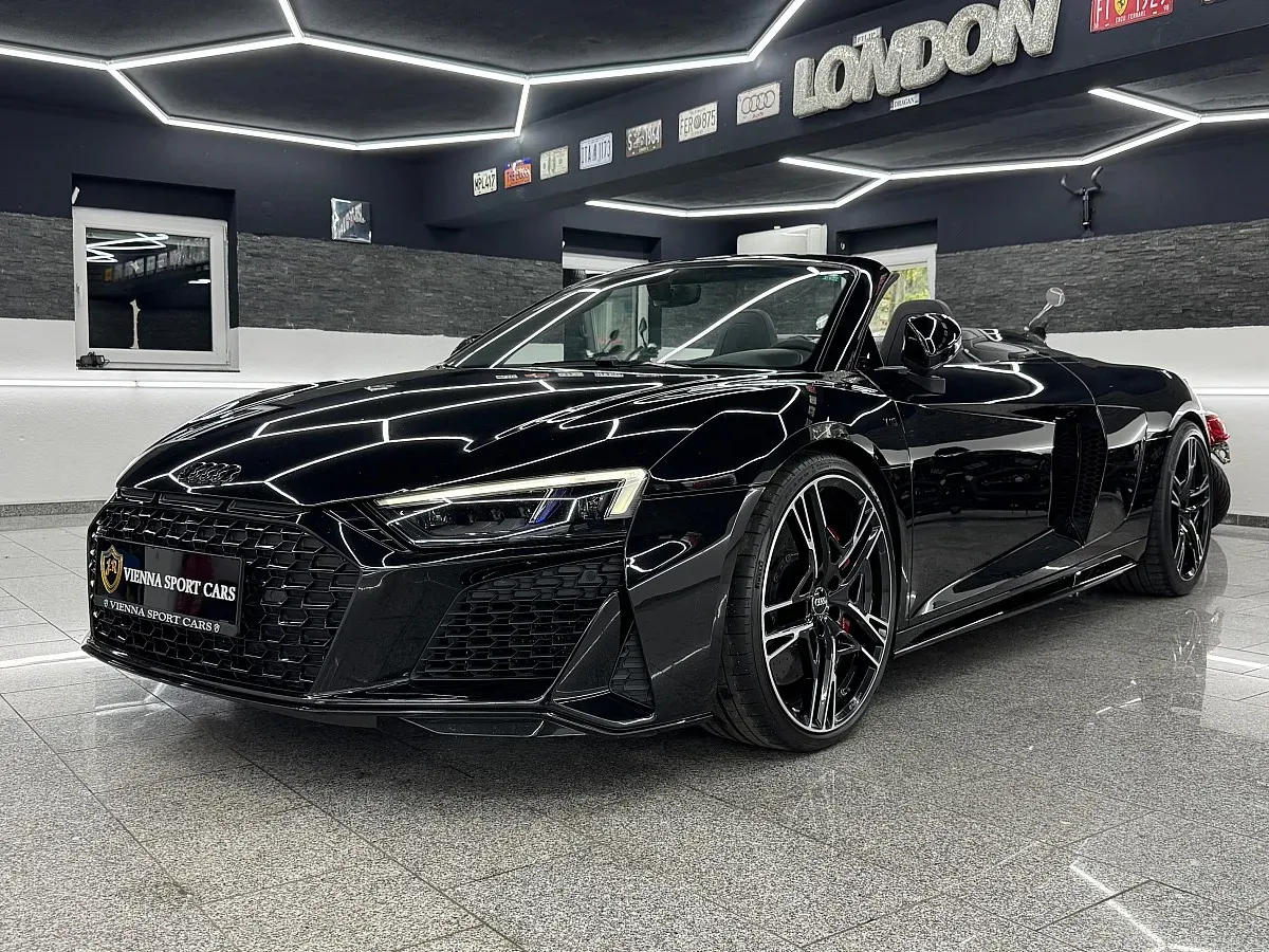 Audi R8