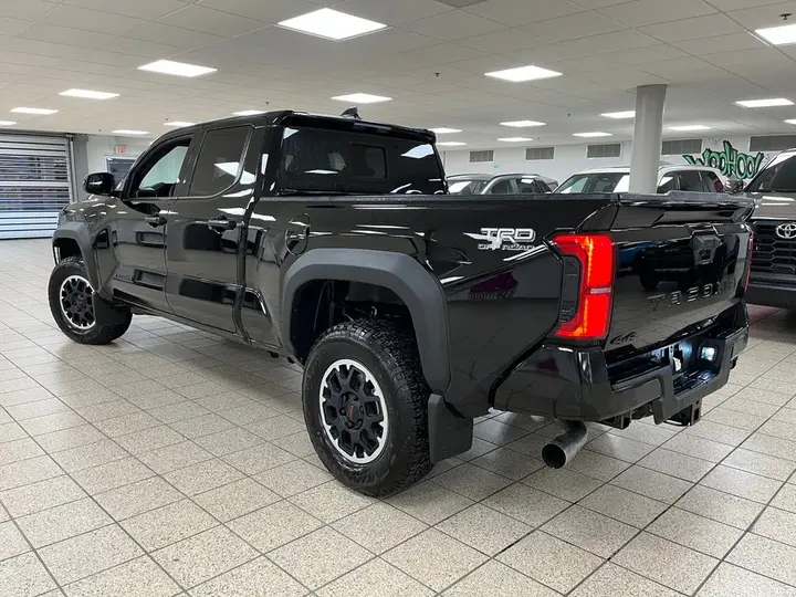 Toyota Tacoma 2026 photo 5