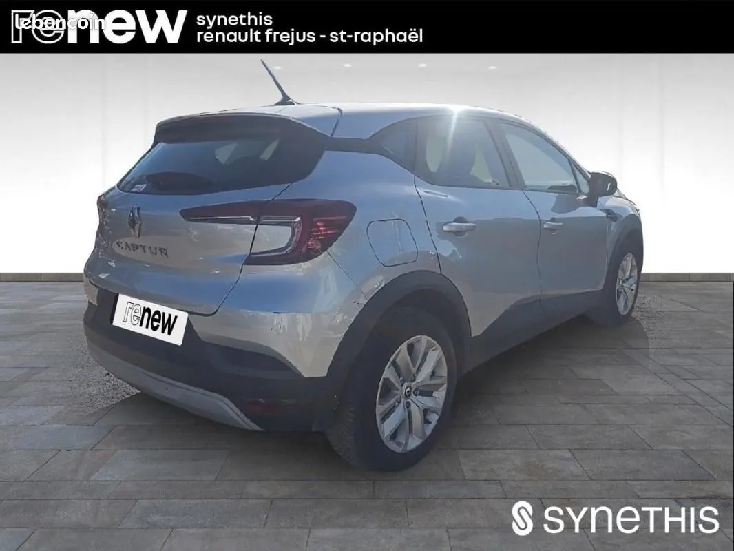 Renault Captur 2022 photo 3