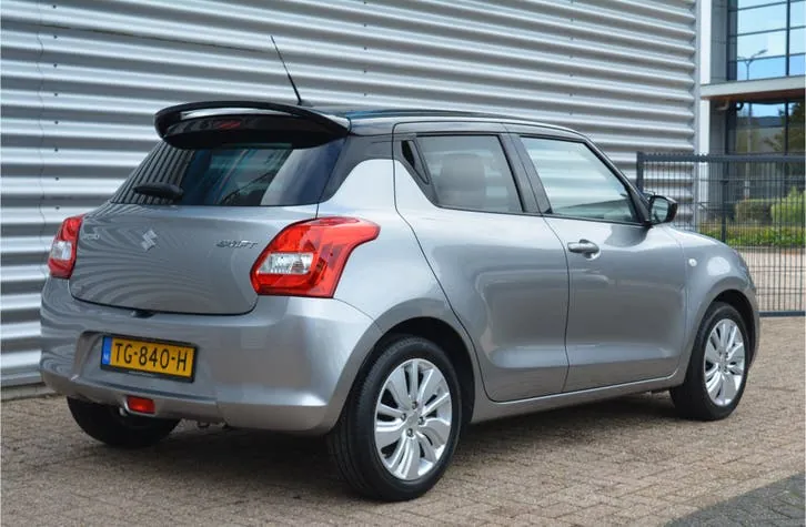 Suzuki Swift 2018 photo 2