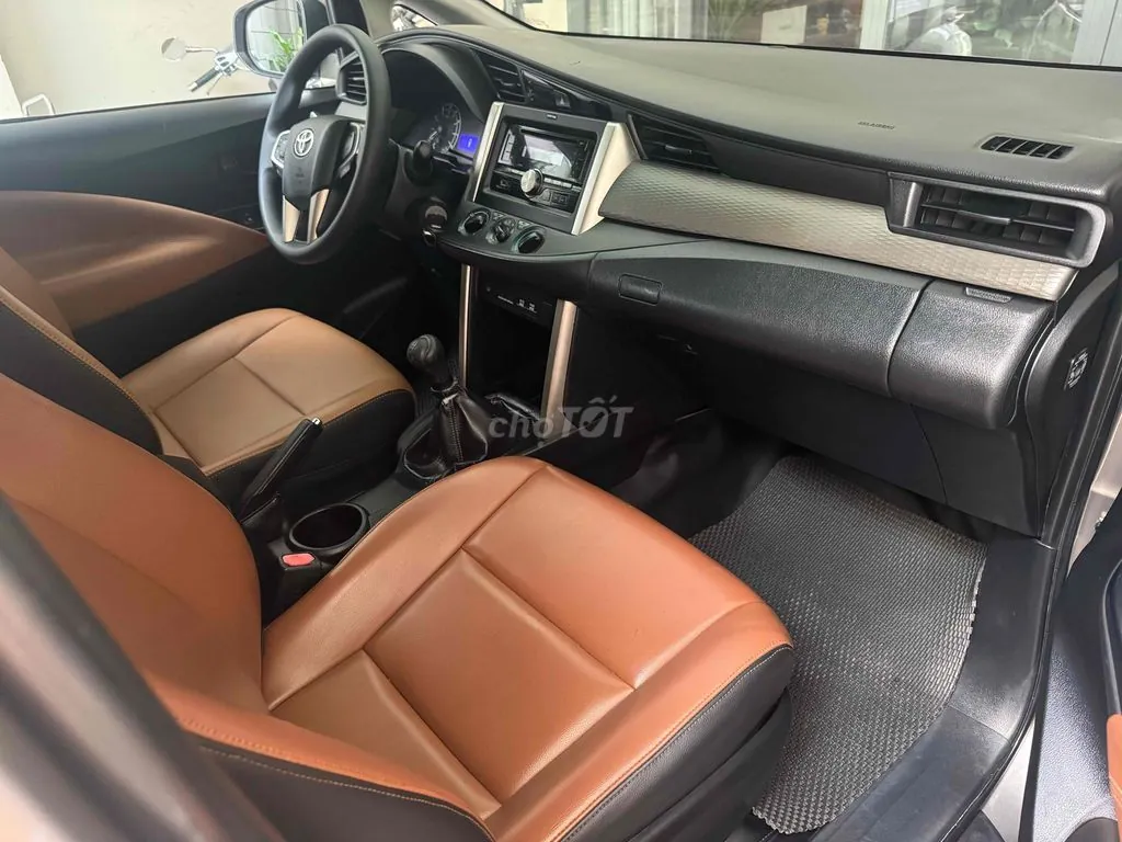 Toyota Innova 2017 photo 5
