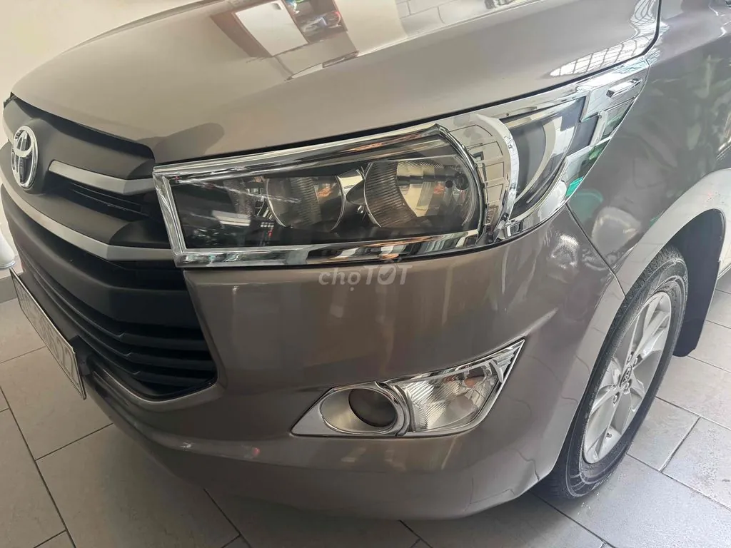 Toyota Innova 2017 photo 2