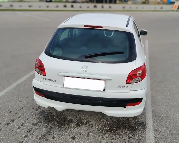 Peugeot 206 2009 photo 2