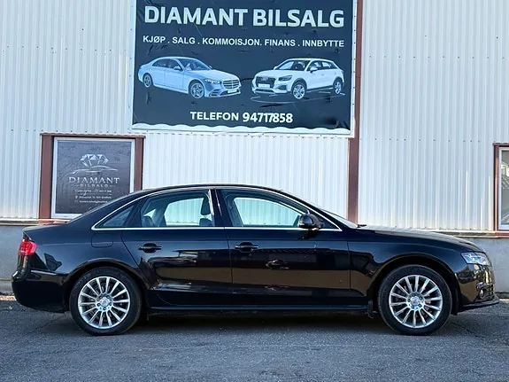 Audi A4 2010 photo 5