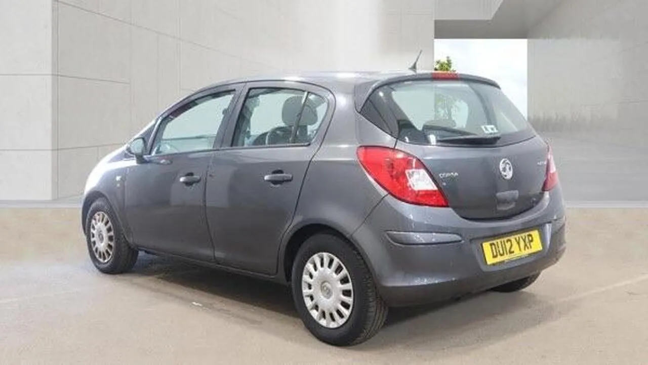 Vauxhall Corsa 2012 photo 3