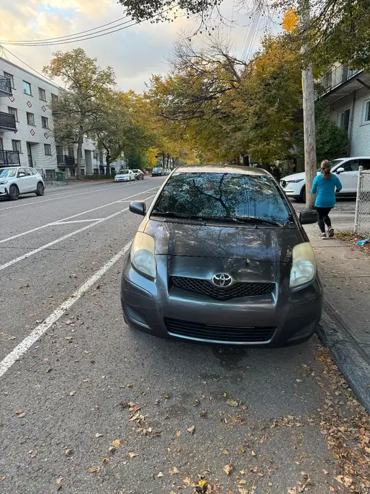 Toyota Yaris 2010 photo 2