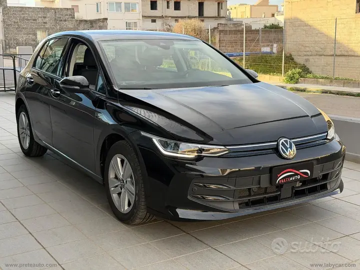 Volkswagen Golf 2025 photo 3