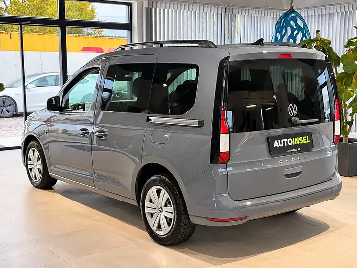 Volkswagen Caddy 2023 photo 3