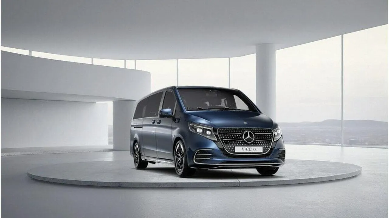 Mercedes-Benz V-Class photo 2
