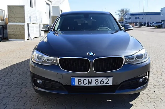 BMW 320 2014 photo 2