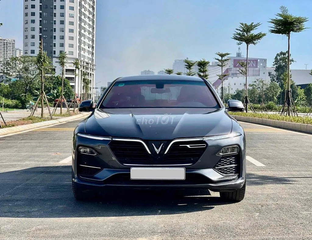 Vinfast Lux A2.0