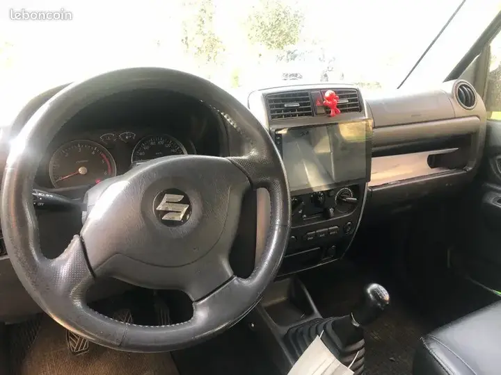 Suzuki Jimny 2007 photo 3
