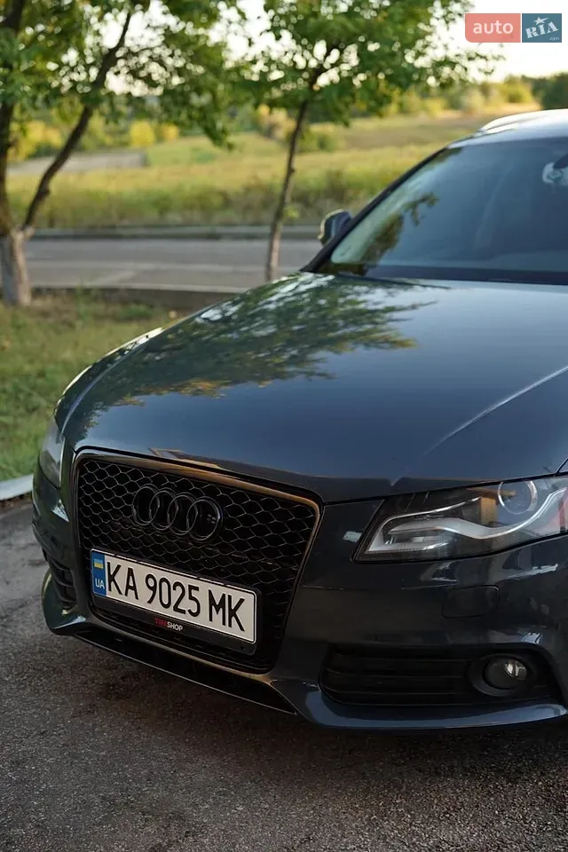 Audi A4 2009 photo 4