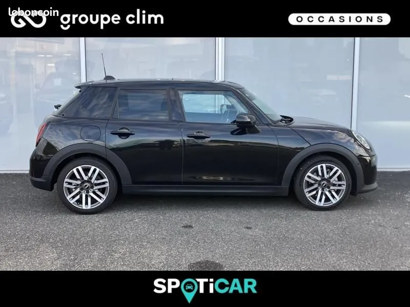 Mini Cooper 2024 photo 3