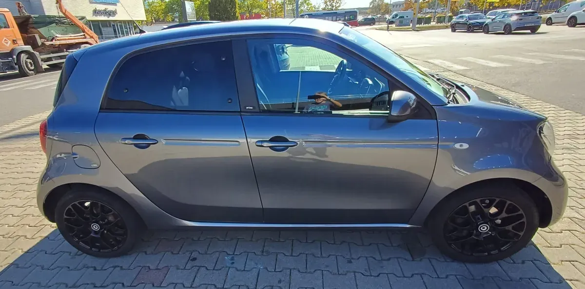 Smart Forfour 2018 photo 3