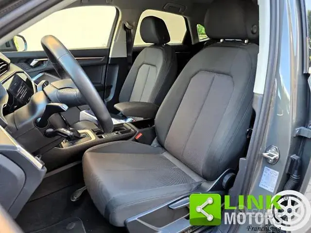 Audi Q3 2021 photo 4