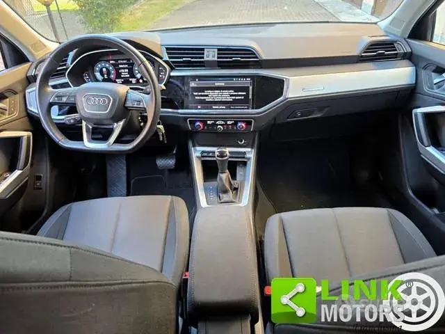 Audi Q3 2021 photo 5