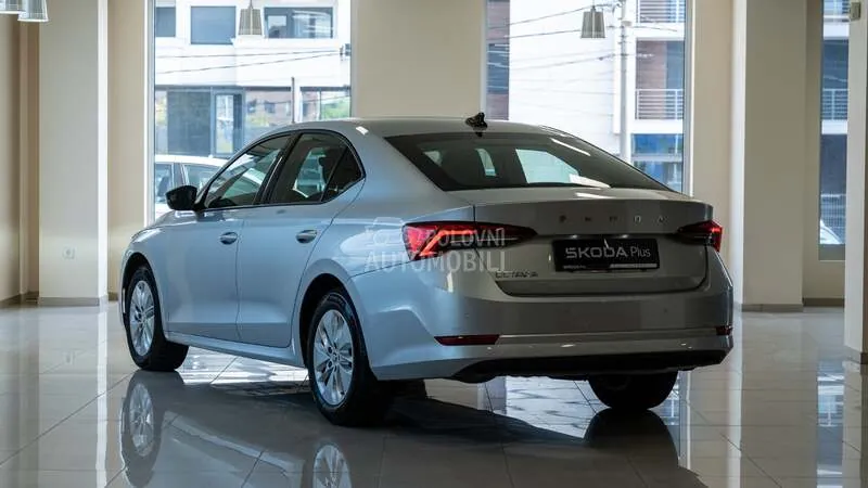 Skoda Octavia 2023 photo 5
