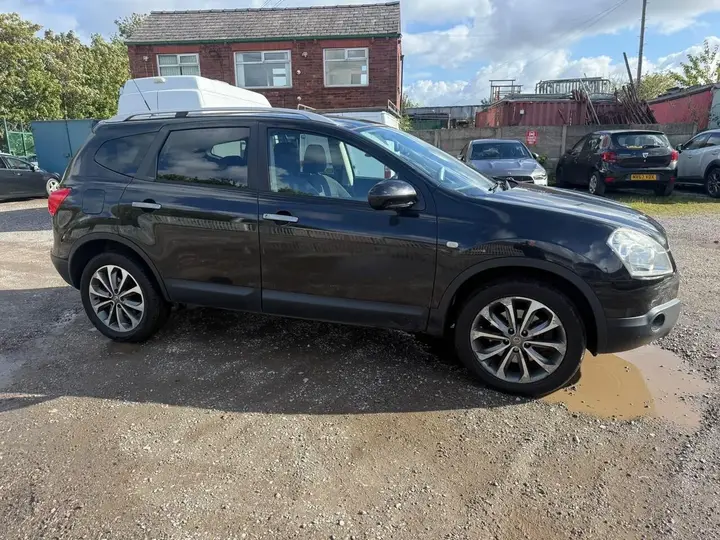 Nissan Qashqai 2009 photo 3
